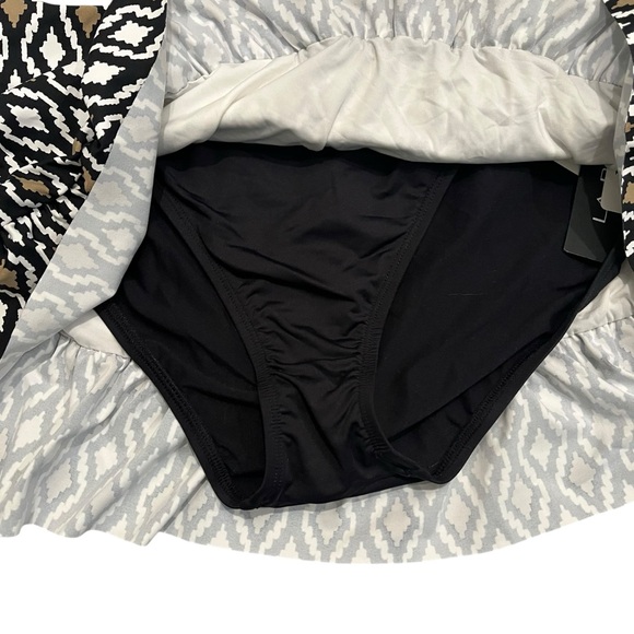 NWT, La Blanca Island Goddess Ruffle Skirted Bottom - Black, Sz 12 - Picture 10 of 14